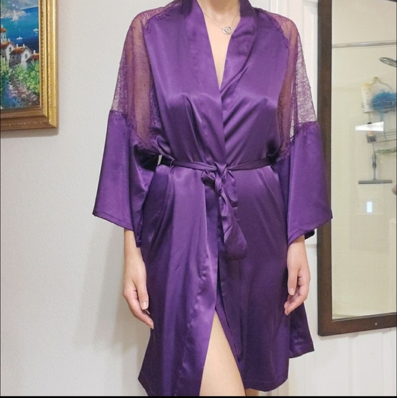 Victoria's Secret Other - Victoria's Secret kimono